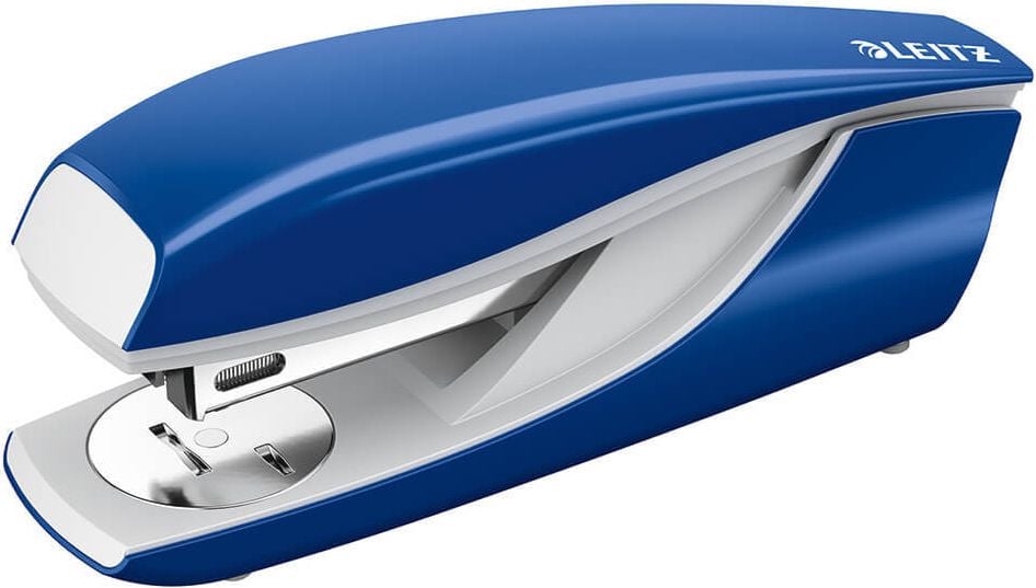 Heftgerät Leitz New NeXXt 5502/OL3, bis 30 Blatt, Einlegetiefe: 65mm, für
24/6+26/6 Klammern, blau