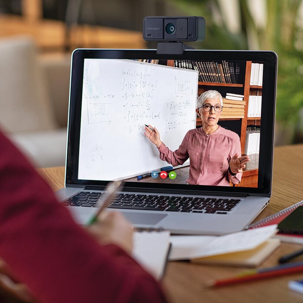 Webcam Kensington W1050 K80251WW, für Videokonferenzen, Full HD
1080p-Auflösung, integriertes Mikrofon, 95
Grad Blickwinkel, schwarz