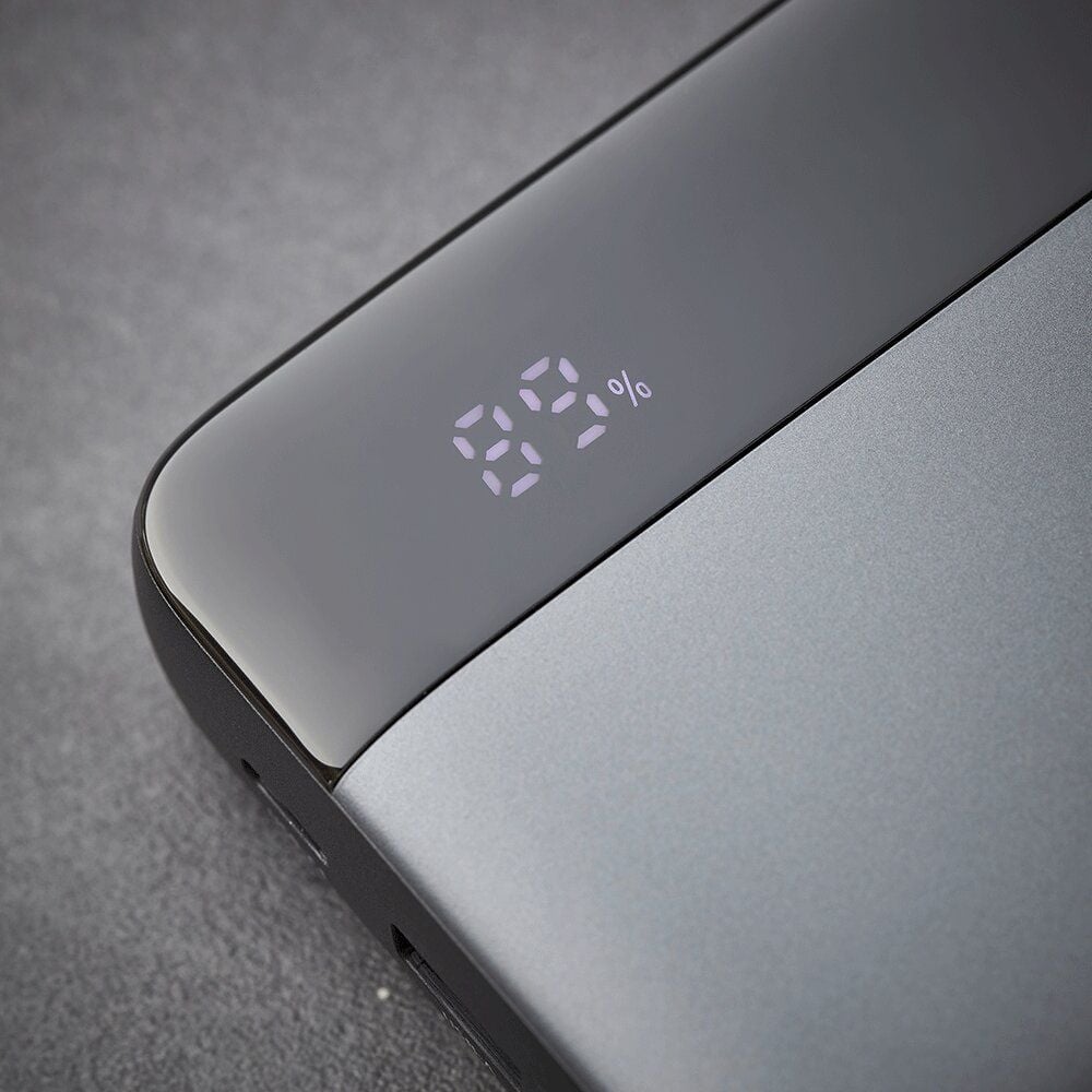 Powerbank Intenso HE20000 7350050, 20000 mAh, USB-C Ladekabel, 100 Watt,
grau/schwarz