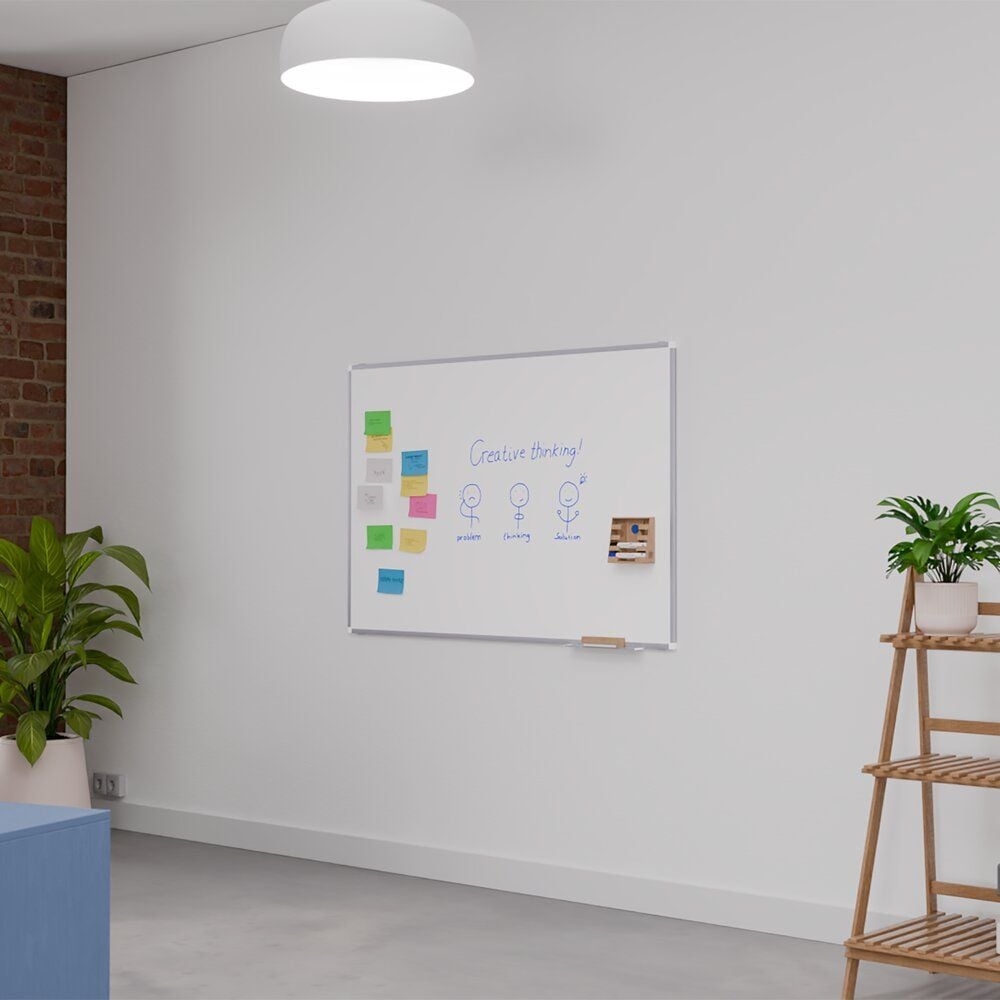 Whiteboard Legamaster Premium Plus 7-101073, 120x150cm, emailliert, trocken abwischbar, Aluminiumrahmen, Wandaufhängung, inkl. Zubehör, FSC, EU Ecolabel