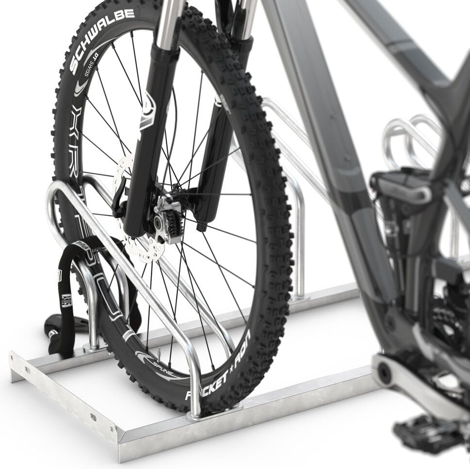 Fahrradständer WSM Bügelparker 2052, verzinkt, Freiaufstellung, 70cm lang, für 2 Fahrräder, bis zu 55mm Reifenbreite, einseitige Radeinstellung, Reihenverbindung möglich