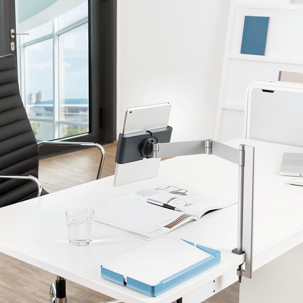 Tablethalterung Durable Tablet Holder Table Clamp 8931-23, für 7-13 Zoll Tablets im Hoch- und
Querformat, Tischklemme, drehbar, neigbar, schwenkbar, silber