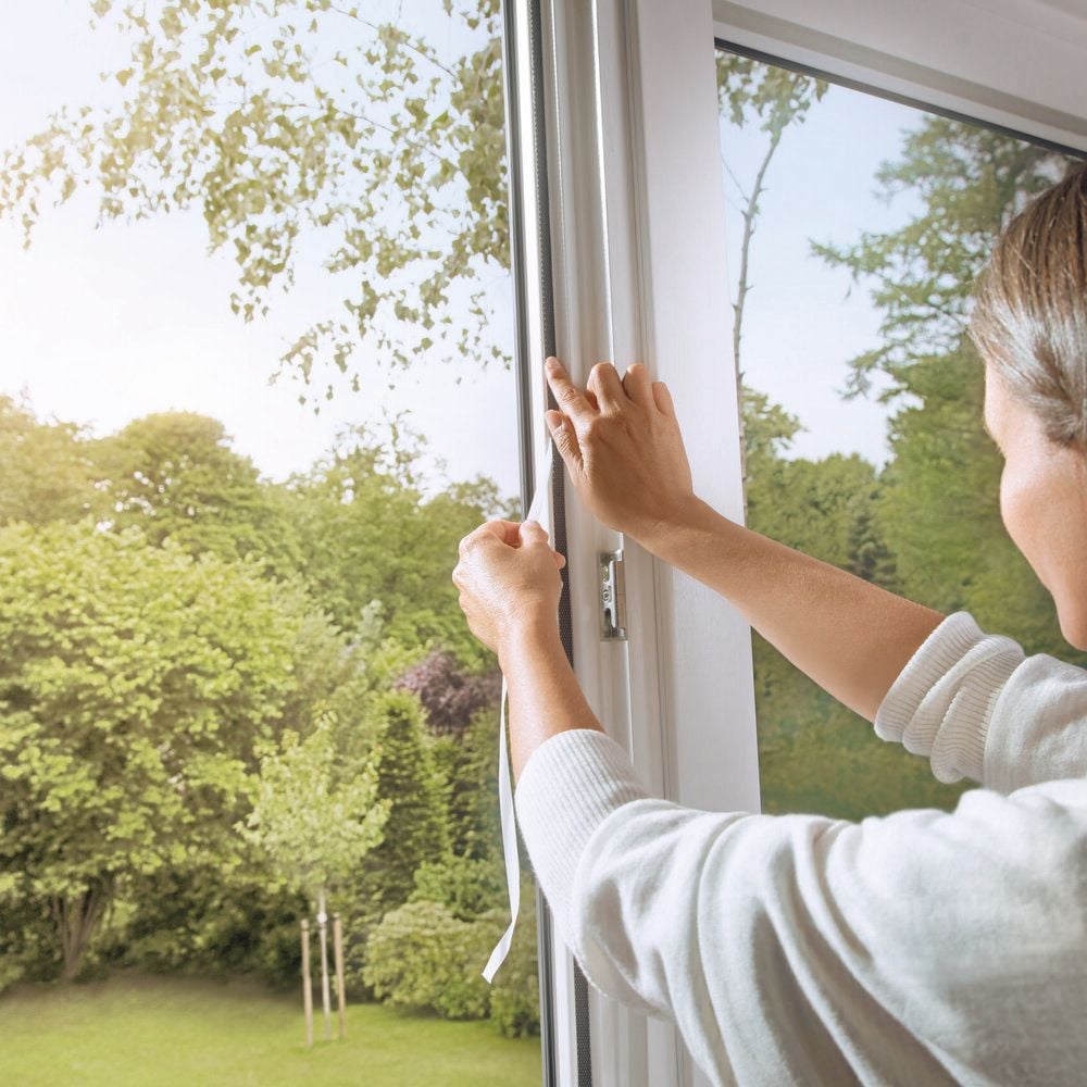 Pollenschutzgitter Tesa 55297-00000-03, 1,2 m x 2,4 m, für Fenster, Klettbandbefestigung, anthrazit, anthrazit