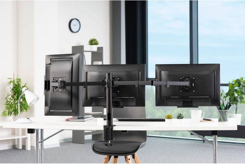 Monitorhalter Hama FULLMOTION dreifach Arm 118495, 3 Arme, Tragfähigkeit bis zu 7 kg pro
Schwenkarm, höhen- und tiefenverstellbar,
Klemmhalterung, schwarz