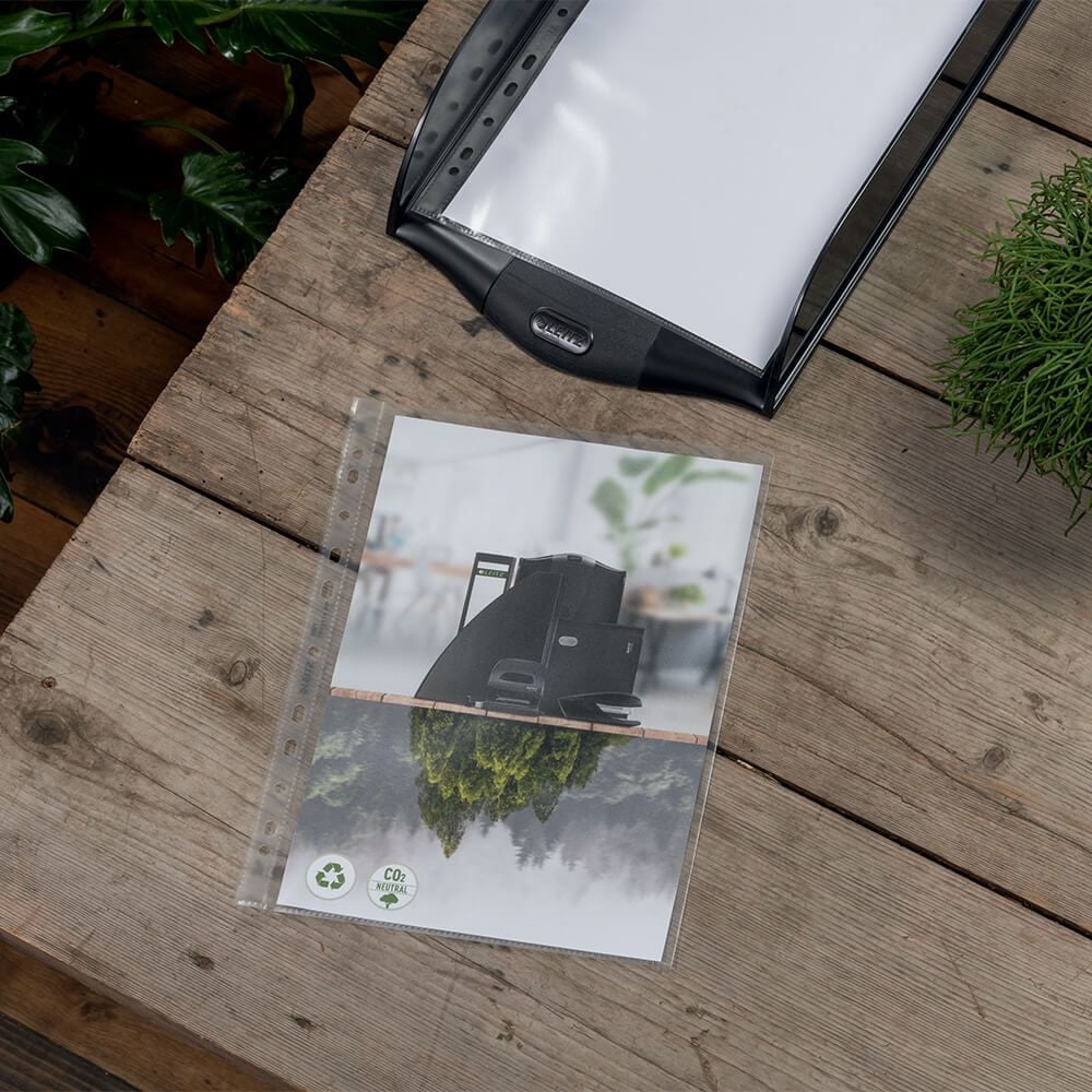 Prospekthüllen Leitz Recycle DIN A4 4791, oben offen, genarbt, recycelte PP-Folie 100my, Pack 100 Stück