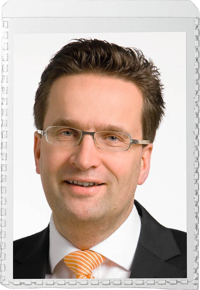 Ausweishüllen Durable 2137, A8, PP-Folie, glasklar, Pack 10 Stück, transparent