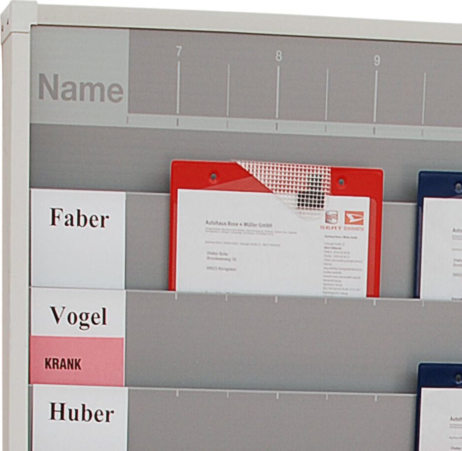 Werkstattplaner Eichner 9019-00590, für 75 x A4, 1580x1757x78mm (BxHxT), fünfreihig,
zusätzliches Ablagefach und Kopfleiste
(Zeitstrahl-Beschriftung), grau