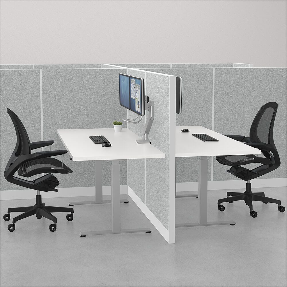 Monitorhalter Fellowes Eppa Dual Crossbar, 1 Arm, für 2 Monitore, Tragfähigkeit bis zu
16 kg, Klemmhalterung, silber
