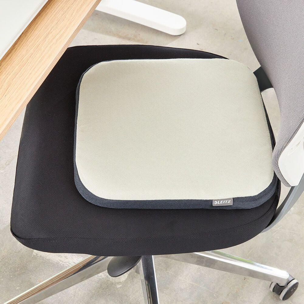 Sitzkissen Leitz Ergo Active Balancekissen 6540, aufblasbares Sitzkissen mit Stoffbezug, 55x368x364mm (BxHxT), belastbar bis zu 150 kg, hellgrau