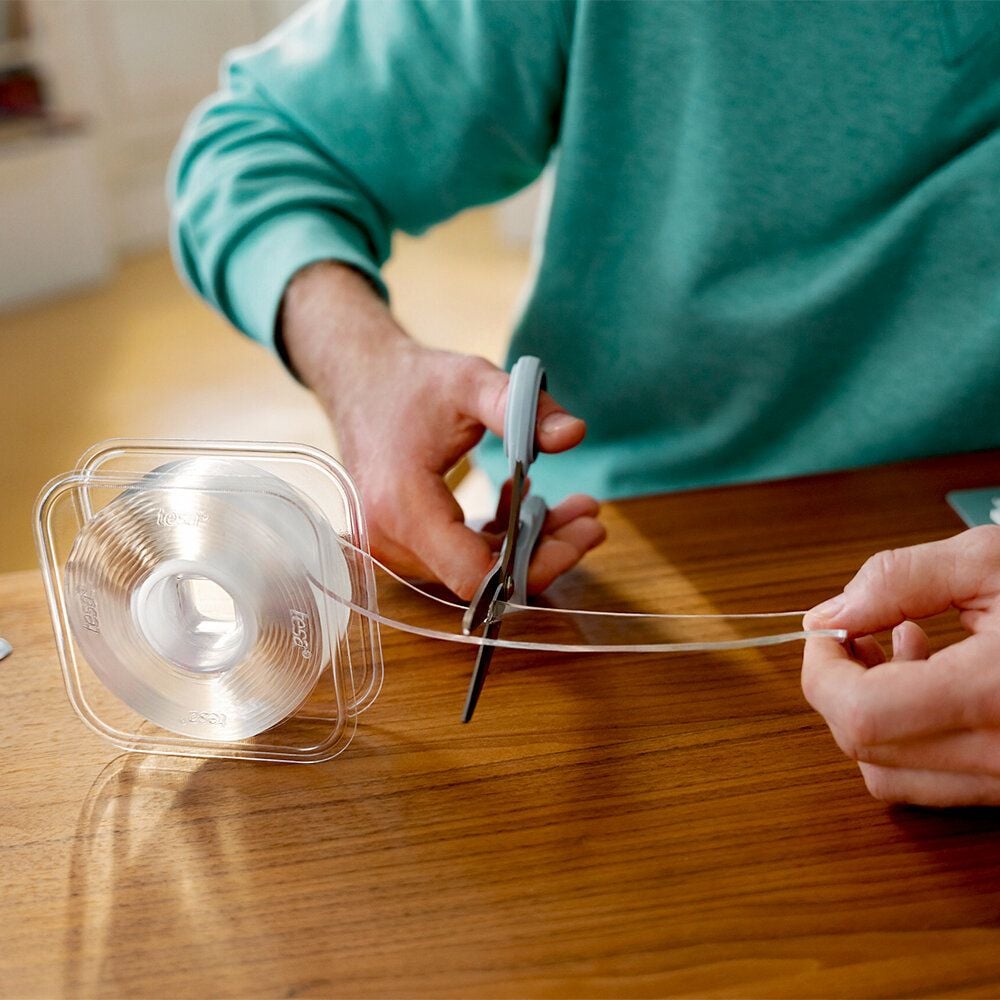 Doppelklebeband Tesa Universal double Sided Tape Nano Power, 30mm x 1m, starke Haftung, ablösbar,
wiederverwendbar, für innen und außen
