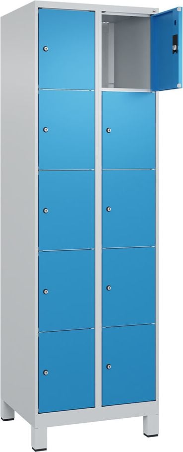 Schließfachschrank CP Classic PLUS Fächerschrank 080010-205, 60x195x50cm (BxHxT), mit Füßen, 5-stöckig, 10
Fächer je 30cm breit, Zylinderschloss, 2
Schlüssel pro Fach, hellblau