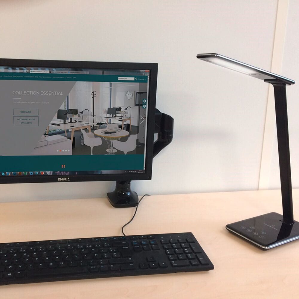 LED-Schreibtischleuchte Unilux LINKA 4000124484, 6,4 W, LED (warmweiß-tageslichtweiß), 111lm,
QI + USB Ladefunktion, stufenlos dimmbar, 4
Farbtemperaturen, Standfuß, schwarz