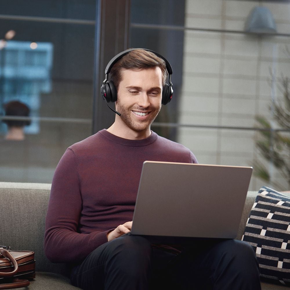 Headset Jabra Evolve2 65 MS Duo 26599-999-999, Stereo, Bluetooth, USB-A-Stecker,
verstellbarer Kopfbügel, drehbares
Bügelmikrofon, schwarz