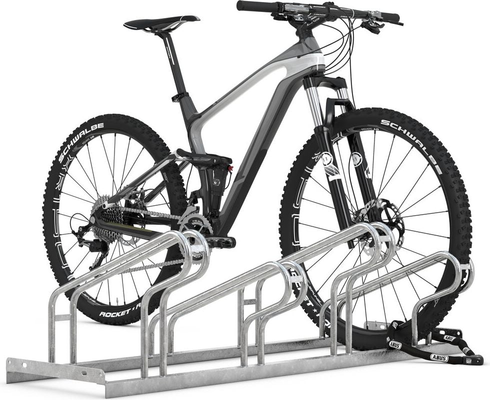 Fahrradständer WSM Bügelparker 1054, verzinkt, Freiaufstellung, 140cm lang, für 4 Fahrräder, bis zu 55mm Reifenbreite, einseitige Radeinstellung