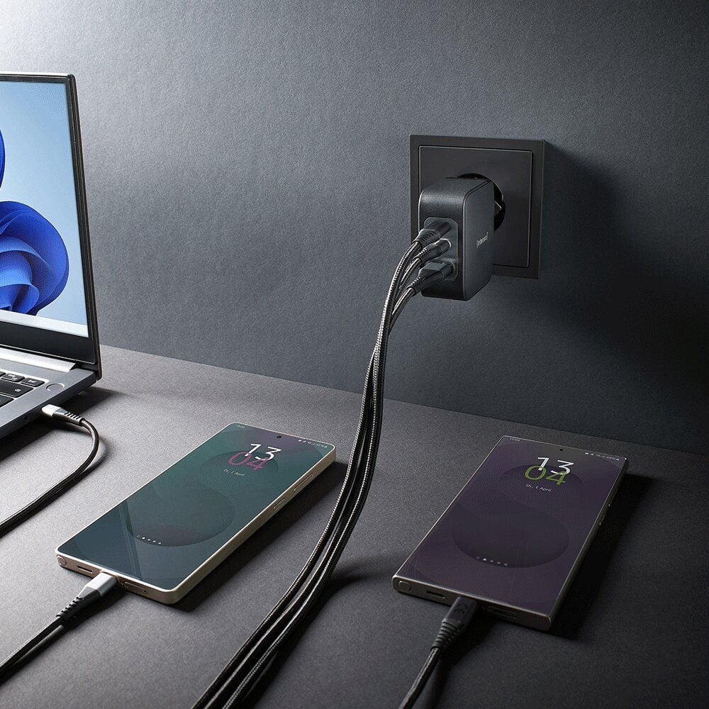 Ladegerät Intenso Power Adapter Set GaN 100 W W100ACC+C520C, 2x USB-C Ausgänge, 1x USB-A Ausgang, 100
Watt, schwarz