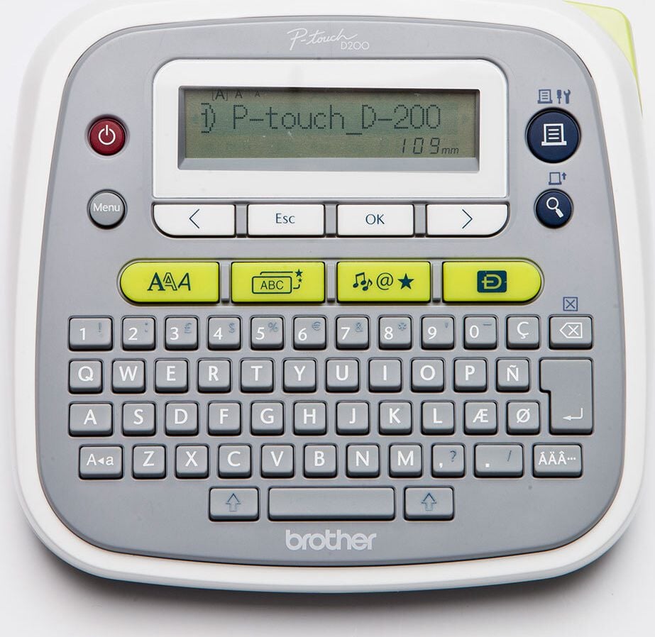 Brother Beschriftungsgerät P-touch D200BWVPG1, für TZe-Schriftbänder 3,5-12mm breit, inkl.
Netzadapter und Hartschalenkoffer