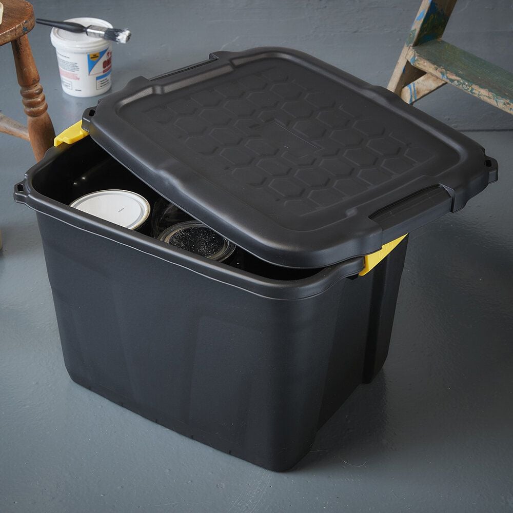 Aufbewahrungsboxen Fellowes Bankers Box 100143942, 42 Liter, Außenmaße: 400x500x350mm (BxTxH), 95% recycelter Kunststoff, Deckel, Spannverschlüsse, schwarz, schwarz