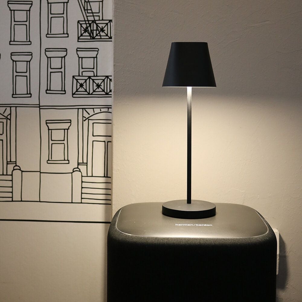 LED-Schreibtischleuchte Unilux Ava 40019095, 8 W, LED (warmweiß), 142lm/W, spritzwassergeschützt, Standfuß, schwarz