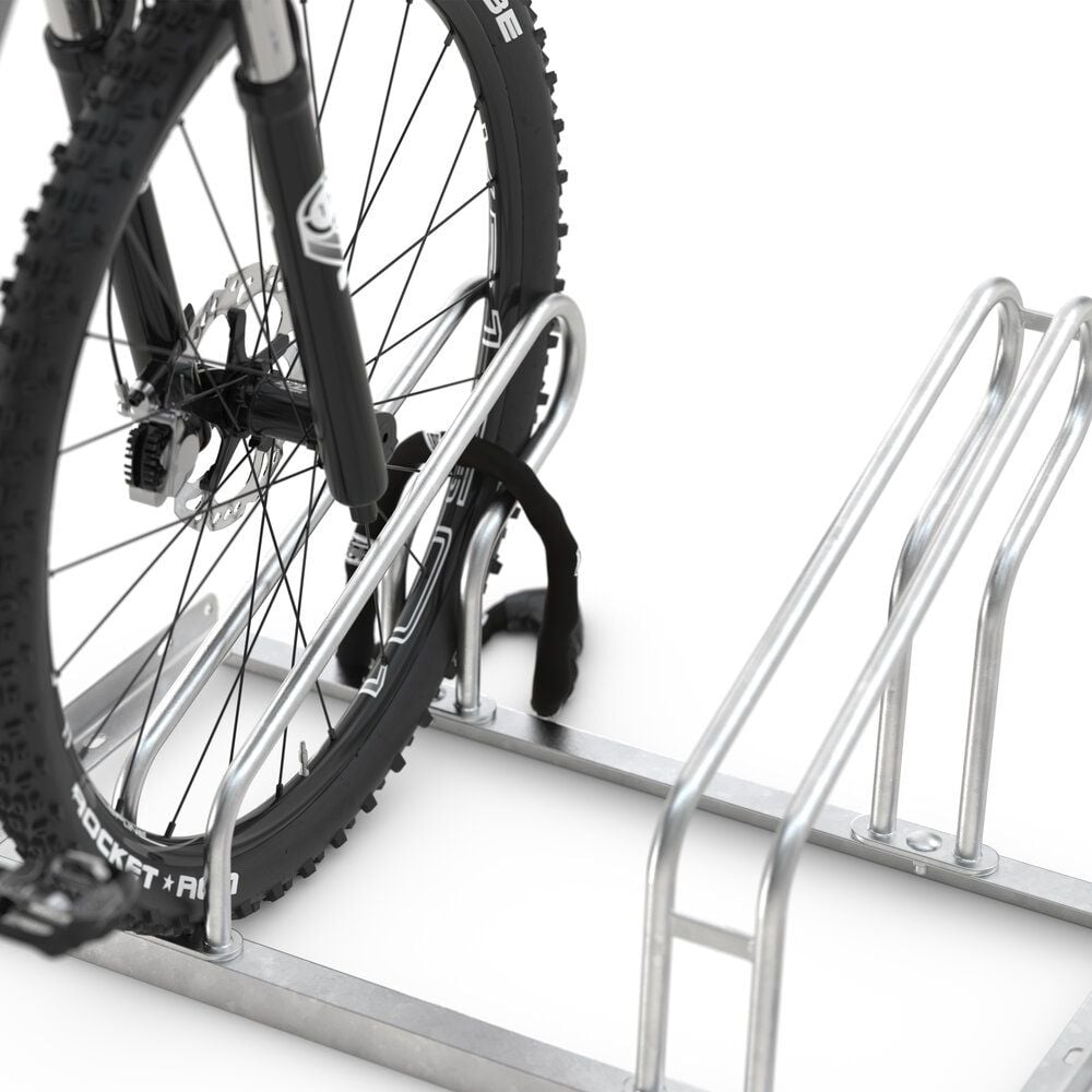 Fahrradständer WSM Bügelparker 2056, verzinkt, selbststehend, 210cm lang, für 6
Fahrräder, bis zu 55mm Reifenbreite,
Reihenverbindung möglich