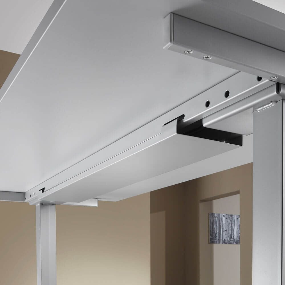 Hubschreibtisch Hammerbacher XDSM16/x/S, 160x80cm (BxT), 63,5-128,5cm Höhe,
rechteckig, T-Fuß silber, eiche