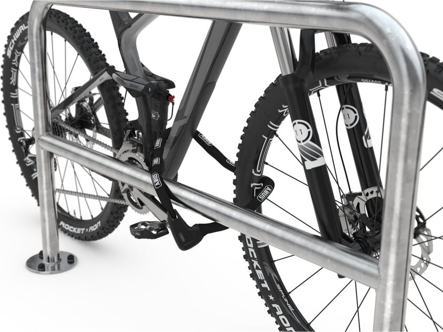 Fahrradständer WSM Anlehnbügel 9221, verzinkt, zur Bodenmontage, 120 cm lang, für
2 Fahrräder, Knierohr, zum Aufdübeln