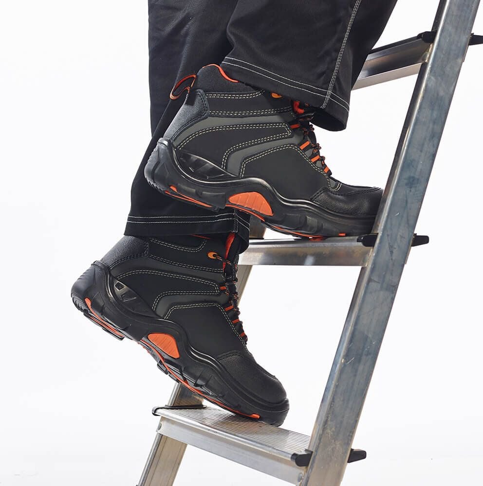 Sicherheitsstiefel Portwest Compositelite Operis S3 HRO FC60, Schnürstiefel, PUR/Gummi-Sohle, metallfreie
Zehenschutzkappe, schwarz/orange, Größe 48